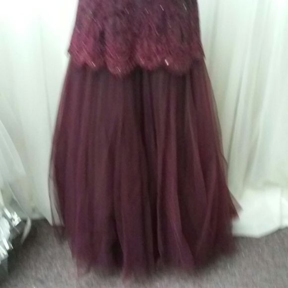 Prom dress - Picture 3 of 6